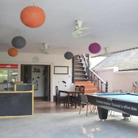 Lpq Backpackers Hostel Luang Prabang Exterior photo